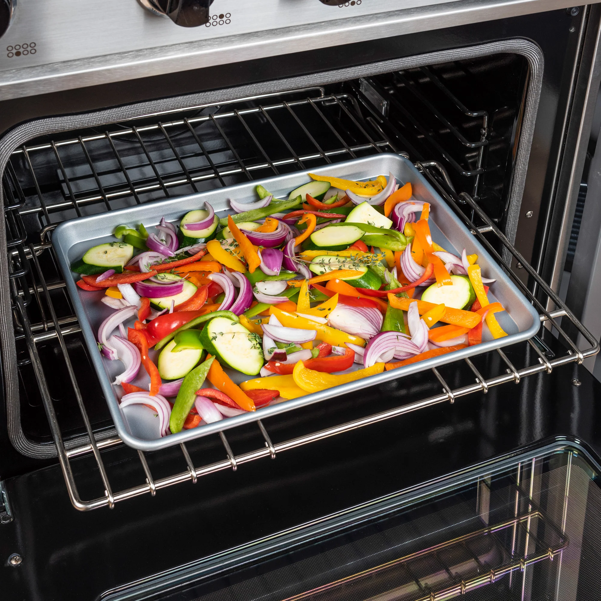 Viking 17-Inch Aluminized Nonstick Baking Sheet - Image 4