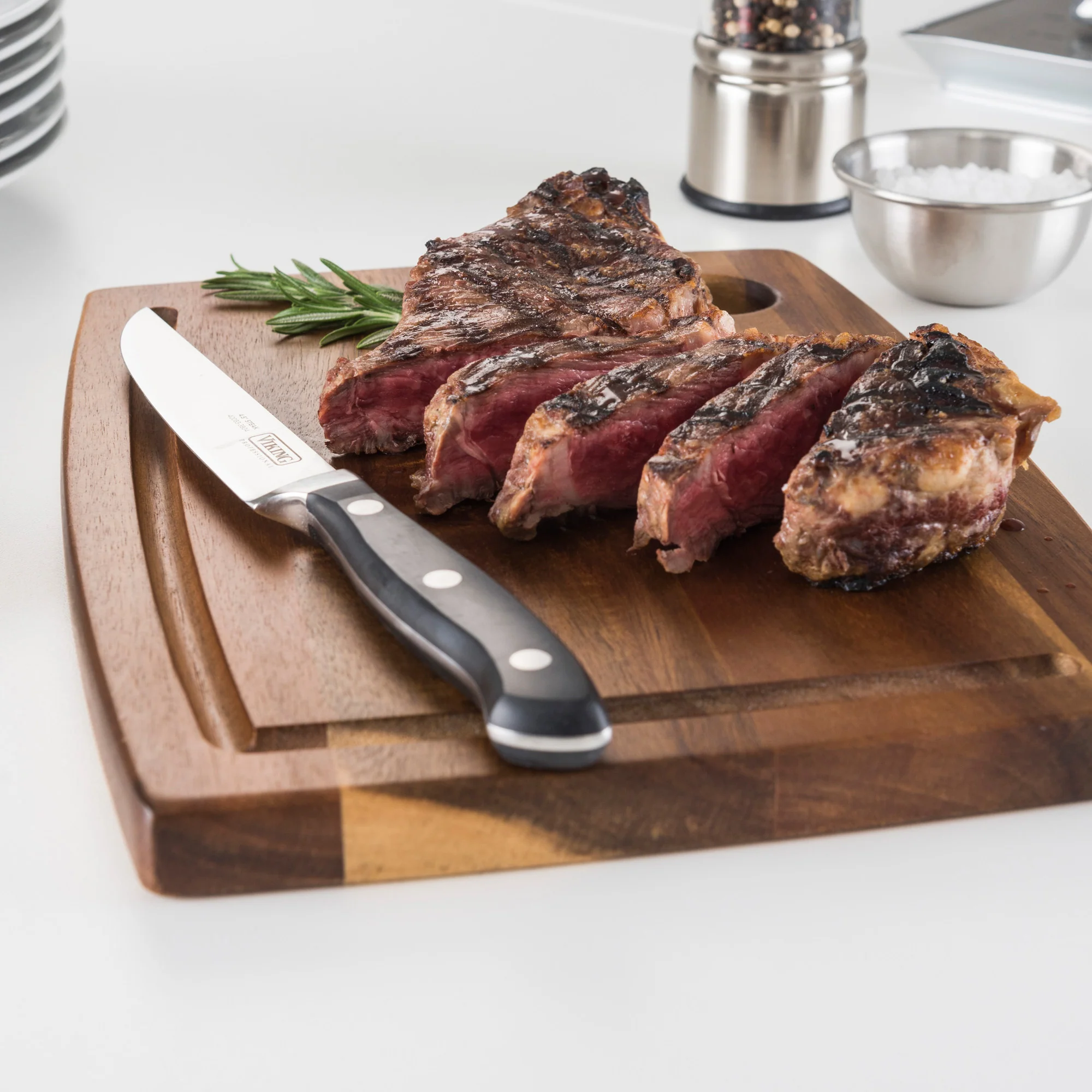 Viking Professional 4.5-Inch Steak Knife - Image 4